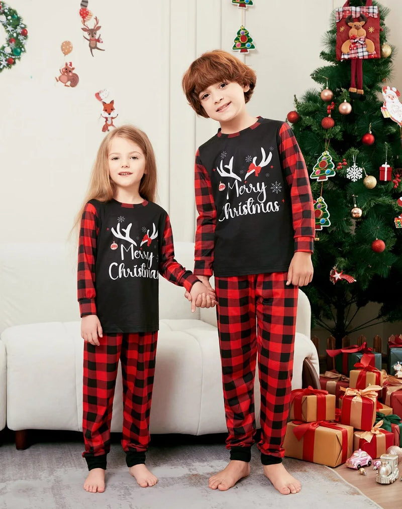 2025 Xmas Matching Family Pajamas Dear Merry Christmas Print Pjs Adult Child Sleepwear Set Baby Jumpsuit+Dog Clothes